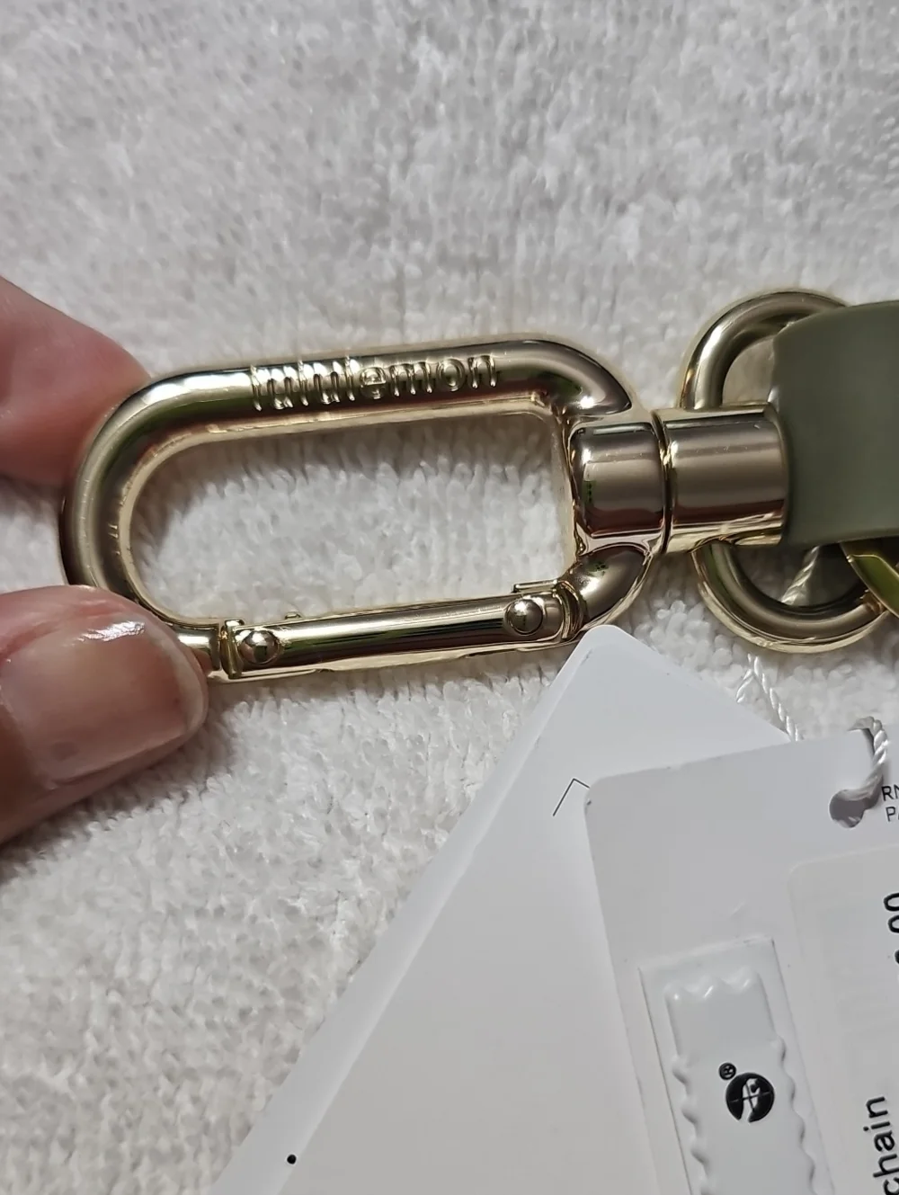 Lululemon Never Lost Keychain! Bayleaf And Light Ivory!!